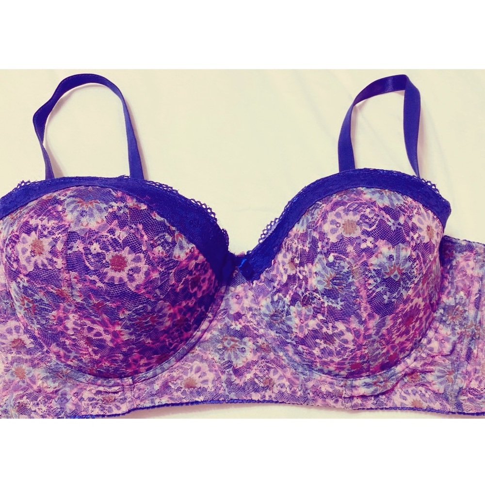 Beautiful lace bra (purchased at a local boutique)